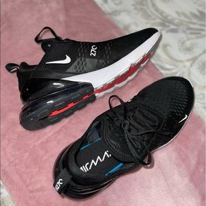 Mens Nike Air Max 270 shoes